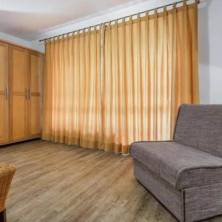 Ana & Josip Apartment *