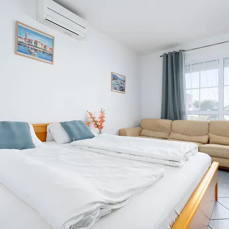 Ana & Josip Apartment Porec