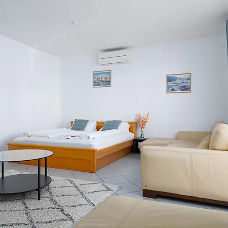 Apartamento Ana & Josip *